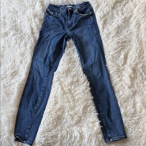 Good American Skinny Jeans